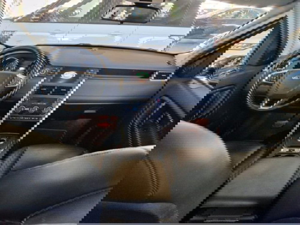 Land Rover Discovery Sport usata a Modena (5)