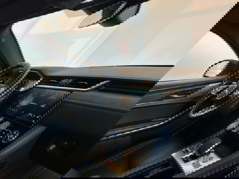 Jaguar F-Pace usata a Modena (10)