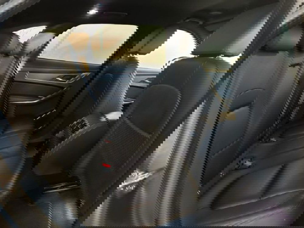 Jaguar F-Pace usata a Modena (5)