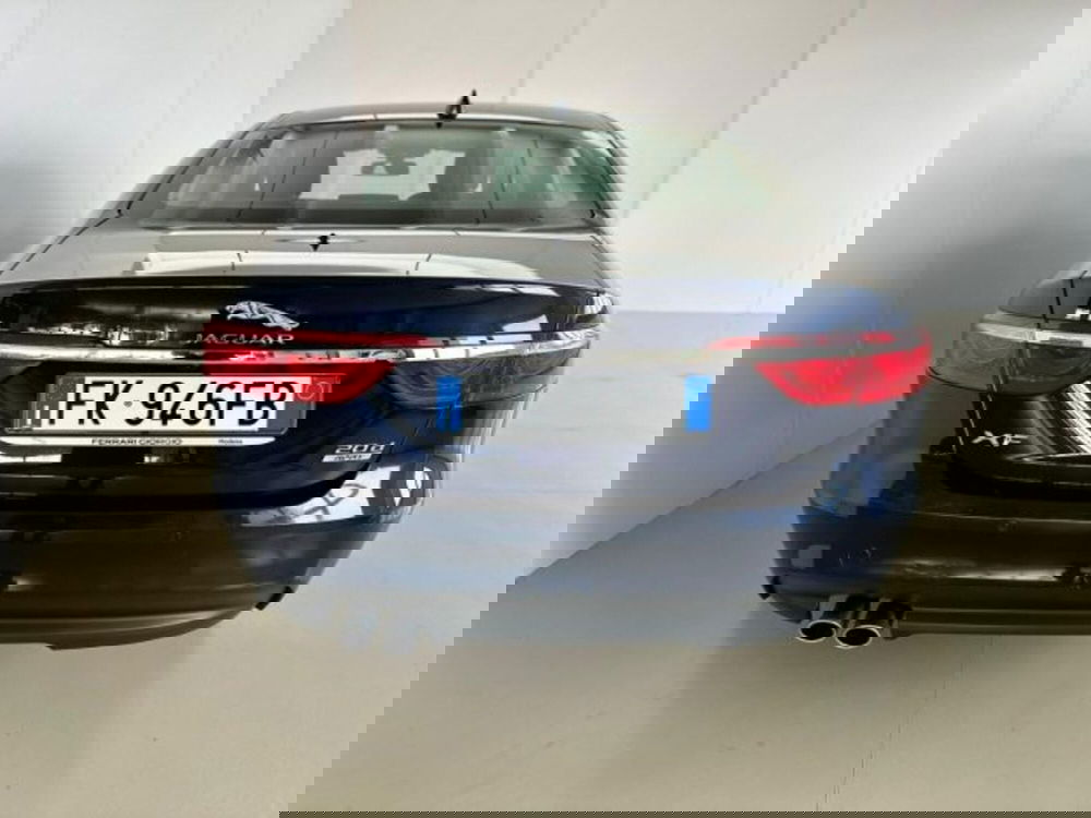 Jaguar XF usata a Modena (16)