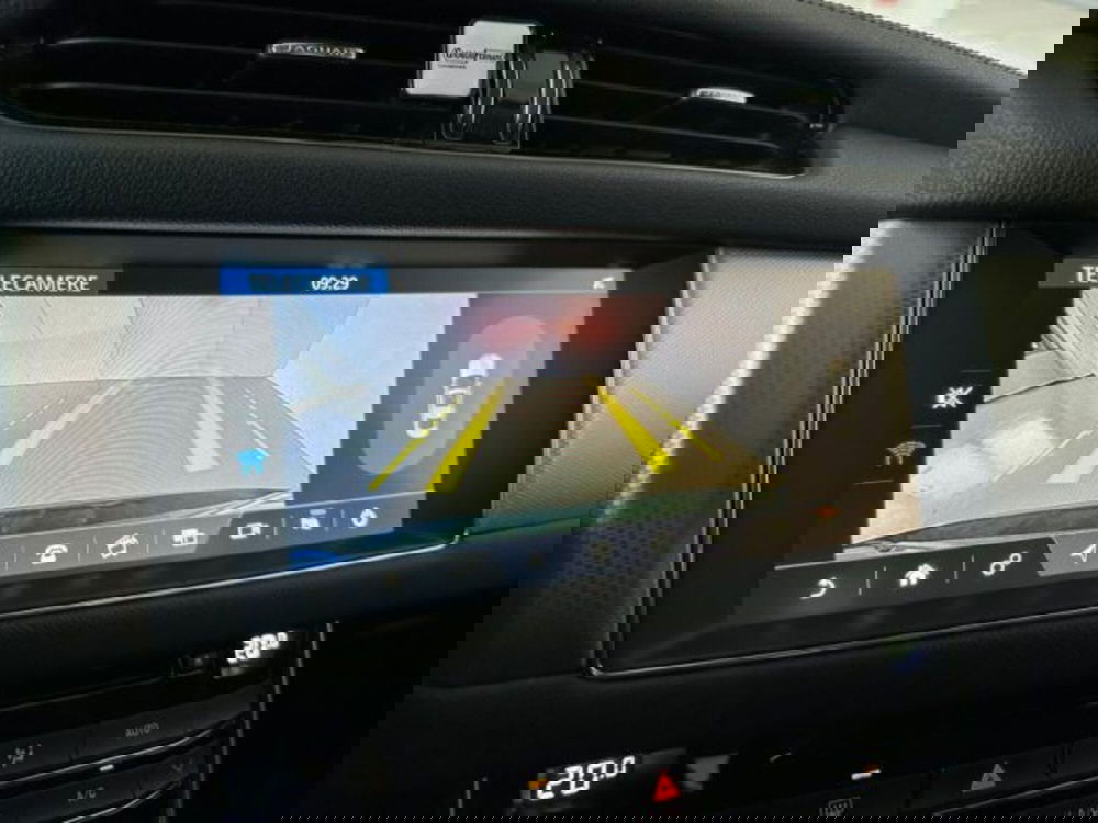 Jaguar XF usata a Modena (3)