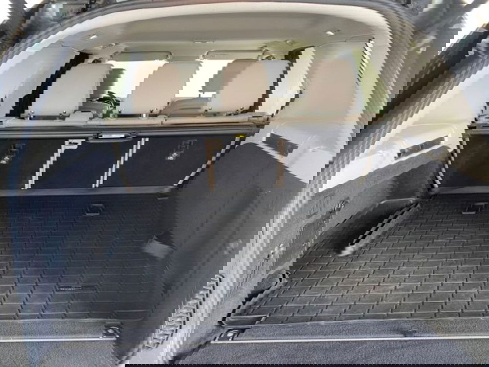 Land Rover Discovery Sport usata a Modena (13)