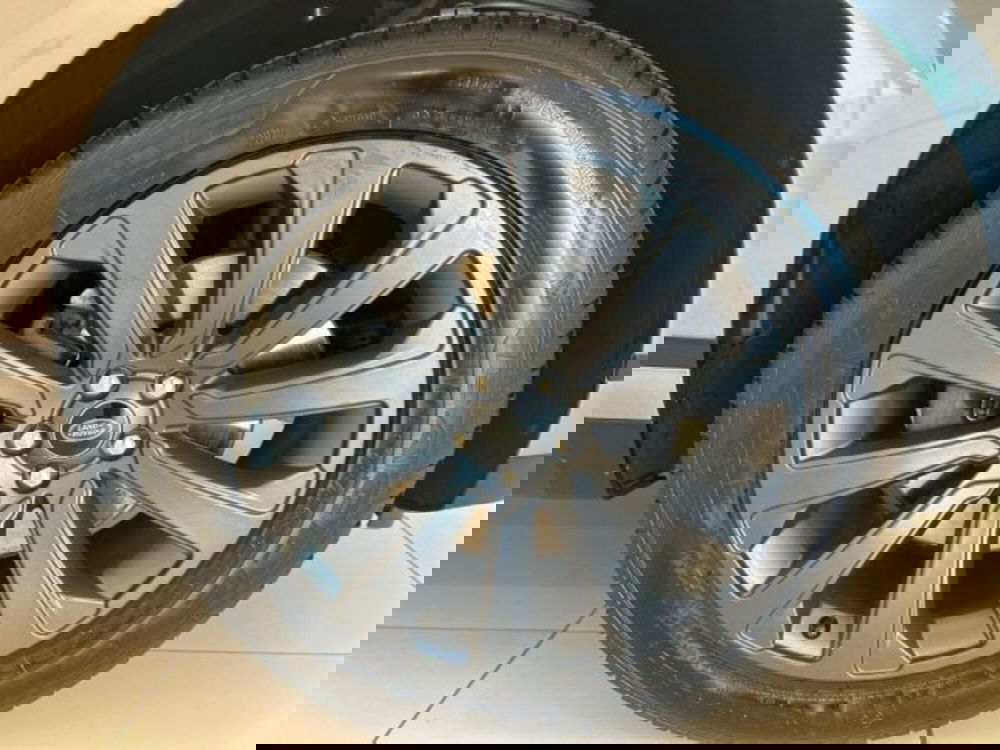 Land Rover Range Rover Velar usata a Modena (9)