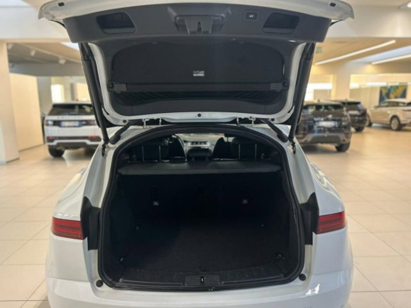 Jaguar E-Pace usata a Modena (12)