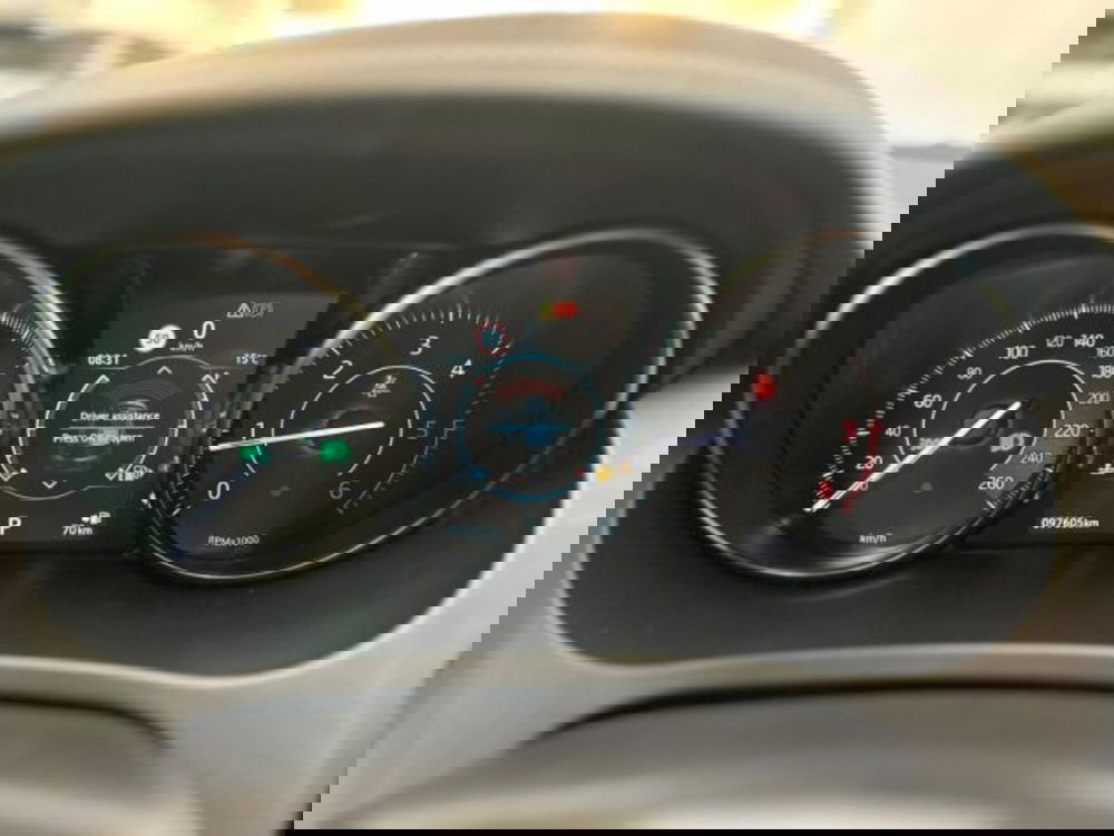 Jaguar E-Pace usata a Modena (16)