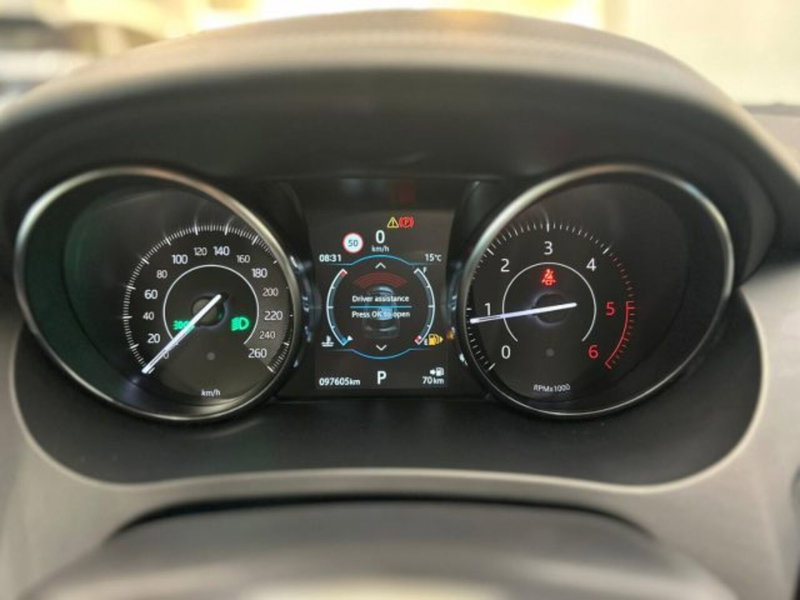 Jaguar E-Pace usata a Modena (16)