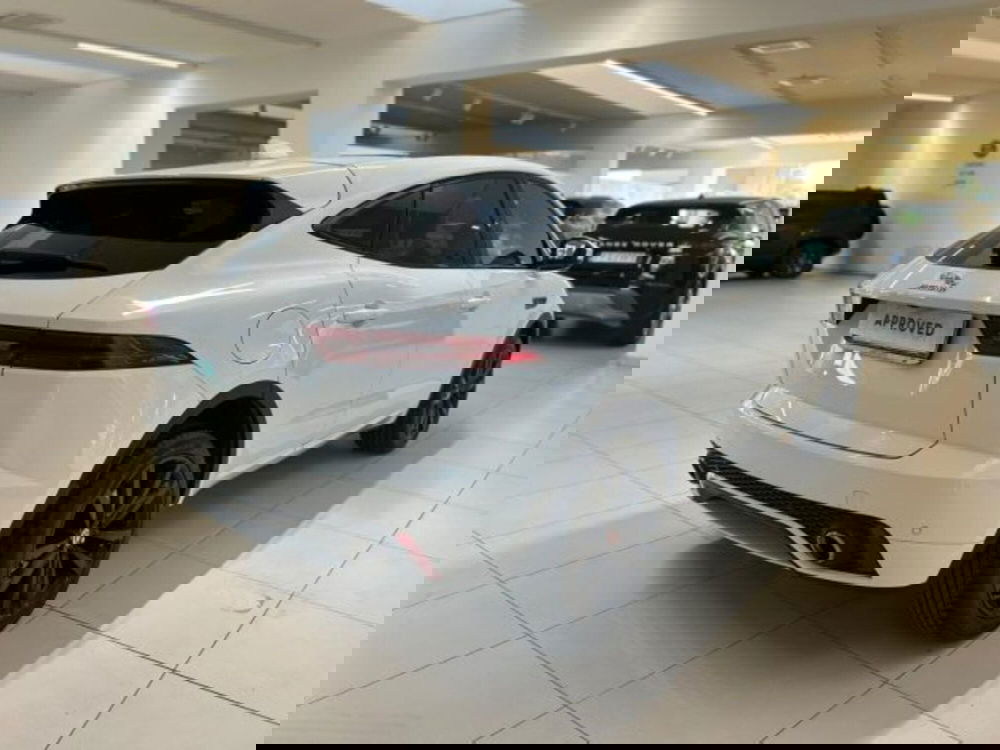 Jaguar E-Pace usata a Modena (2)