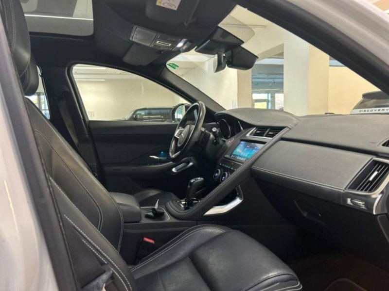 Jaguar E-Pace usata a Modena (3)