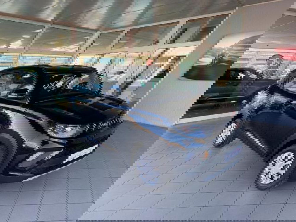 Mahindra KUV100 nuova a Trieste (7)