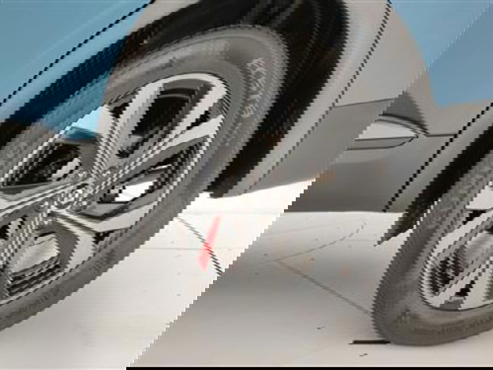 Renault Arkana usata a Bari (12)