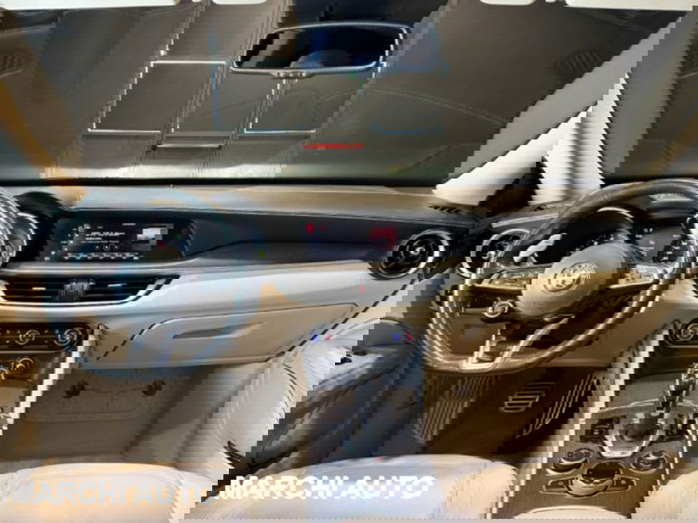 Alfa Romeo Stelvio usata a Perugia (13)