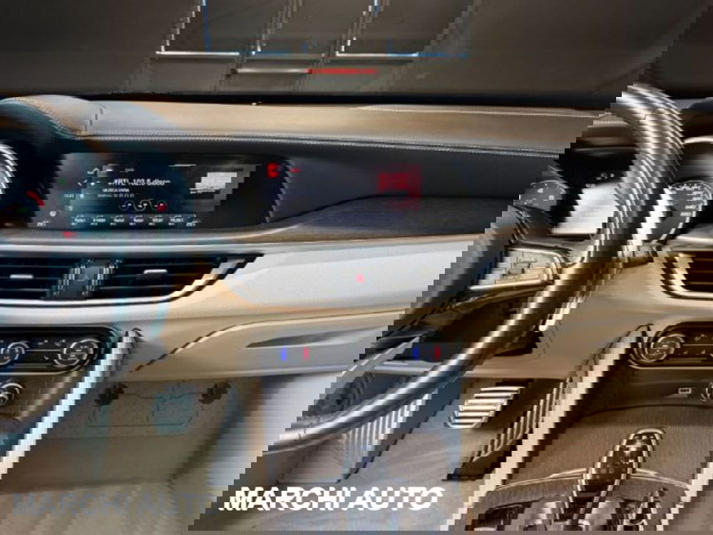 Alfa Romeo Stelvio usata a Perugia (19)