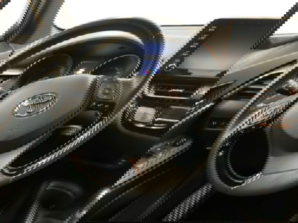 Toyota Toyota C-HR usata a Vercelli (10)