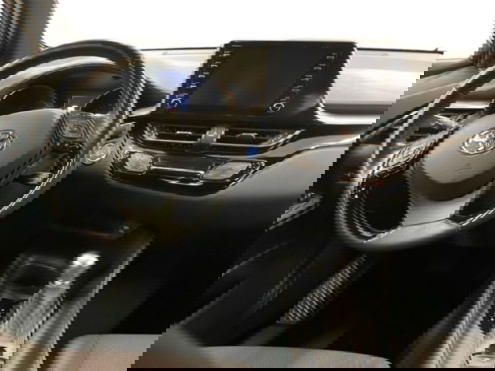 Toyota Toyota C-HR usata a Vercelli (9)