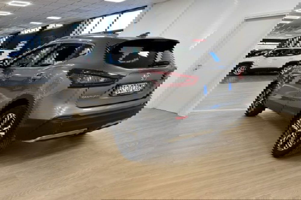 Nissan Qashqai usata a Latina (5)
