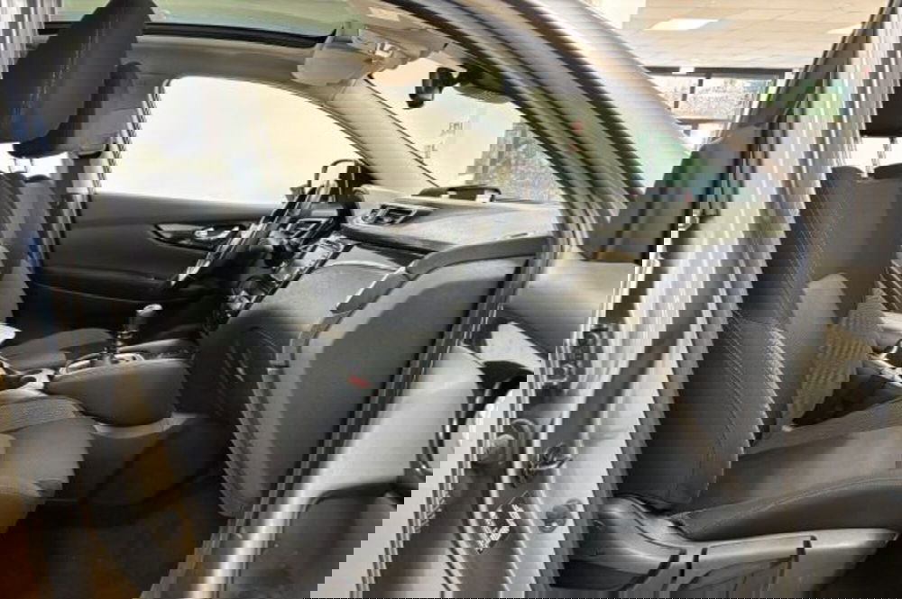Nissan Qashqai usata a Latina (8)