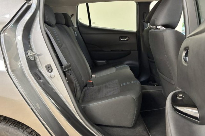 Nissan Leaf usata a Latina (10)