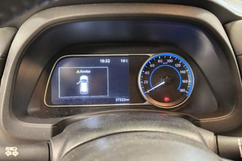 Nissan Leaf usata a Latina (13)