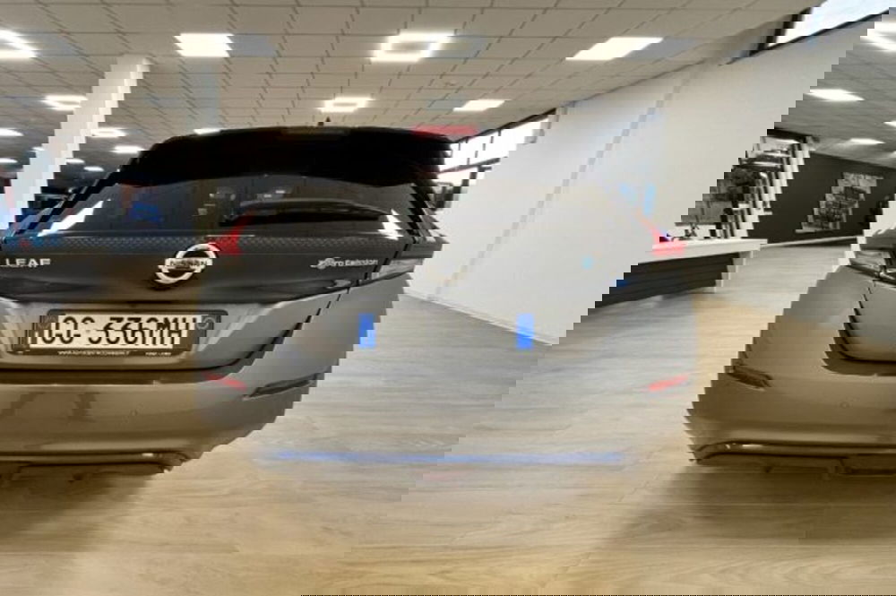 Nissan Leaf usata a Latina (6)