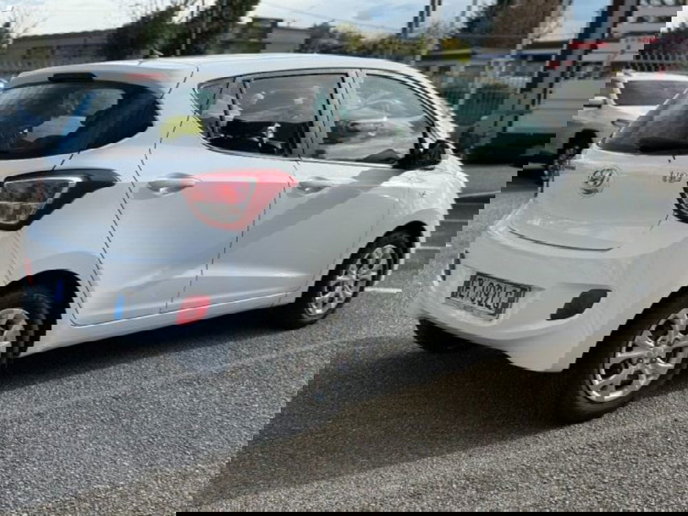 Hyundai i10 usata a Lucca (2)