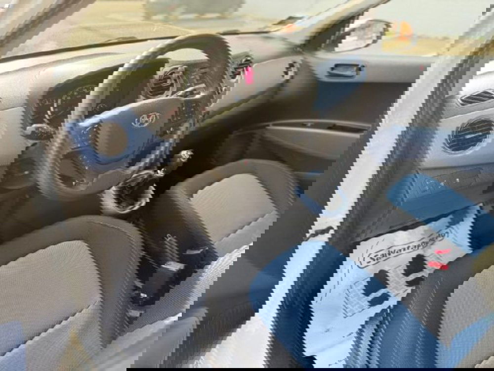 Hyundai i10 usata a Lucca (6)