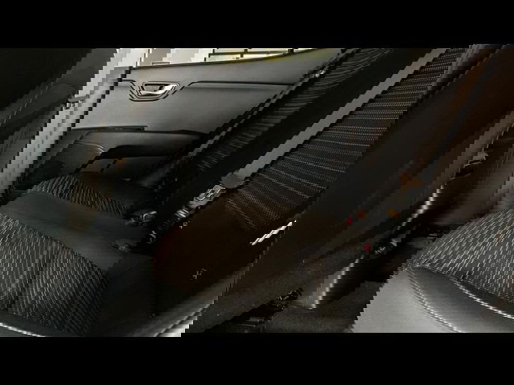 Kia Stonic usata a Firenze (13)