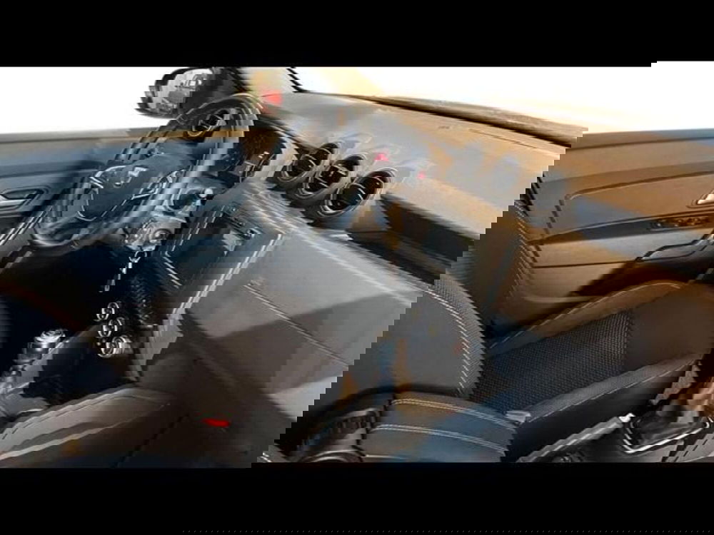 Dacia Duster usata a Firenze (11)