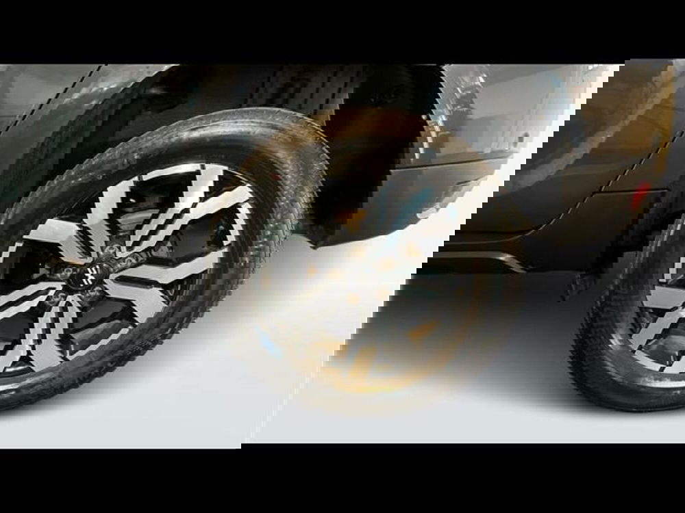 Dacia Duster usata a Firenze (15)