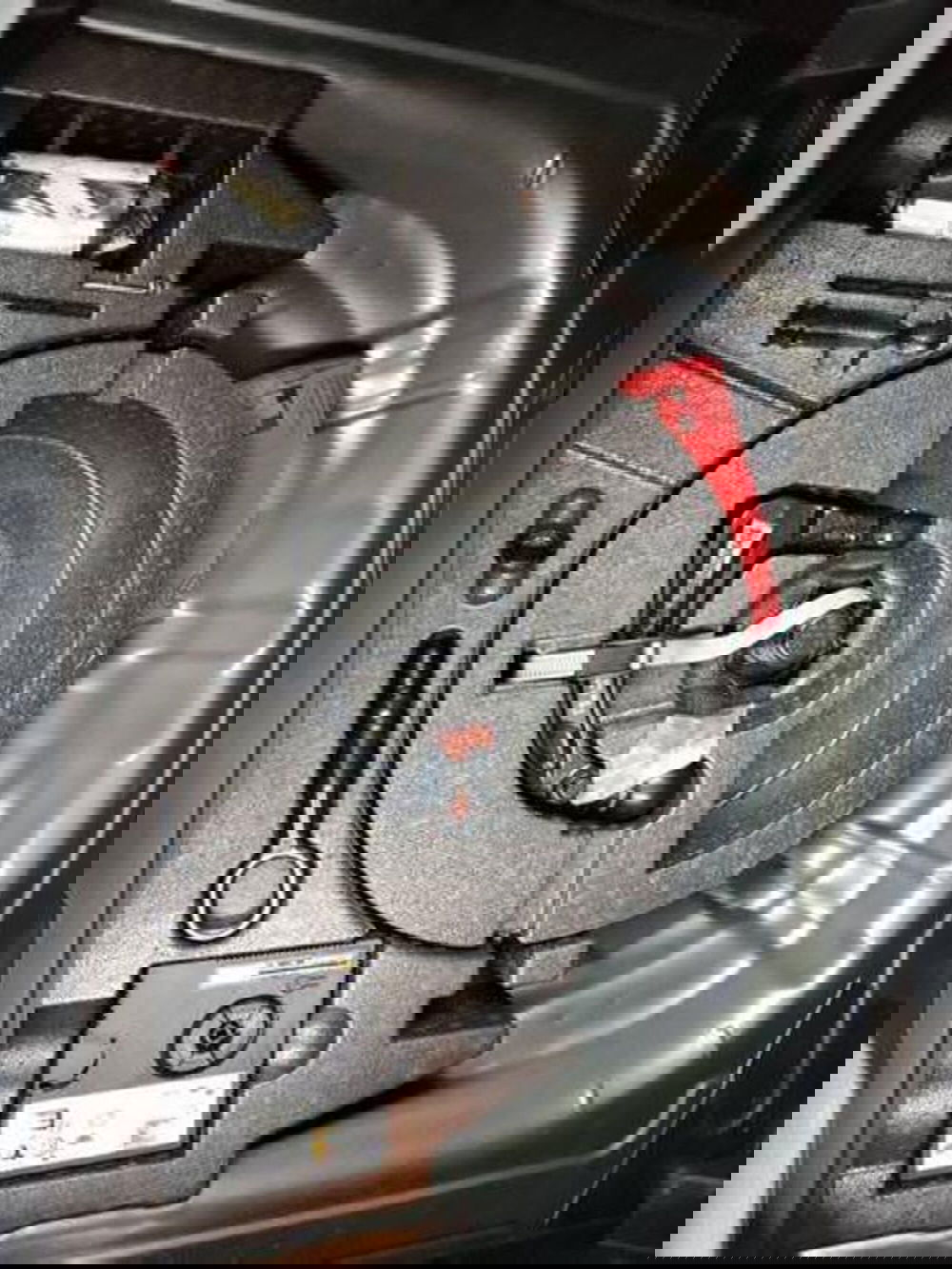 Volkswagen T-Roc usata a Milano (11)