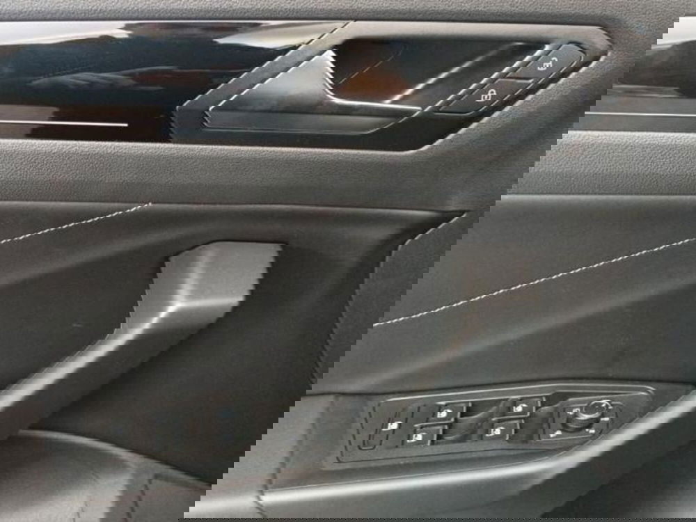 Volkswagen T-Roc usata a Milano (15)