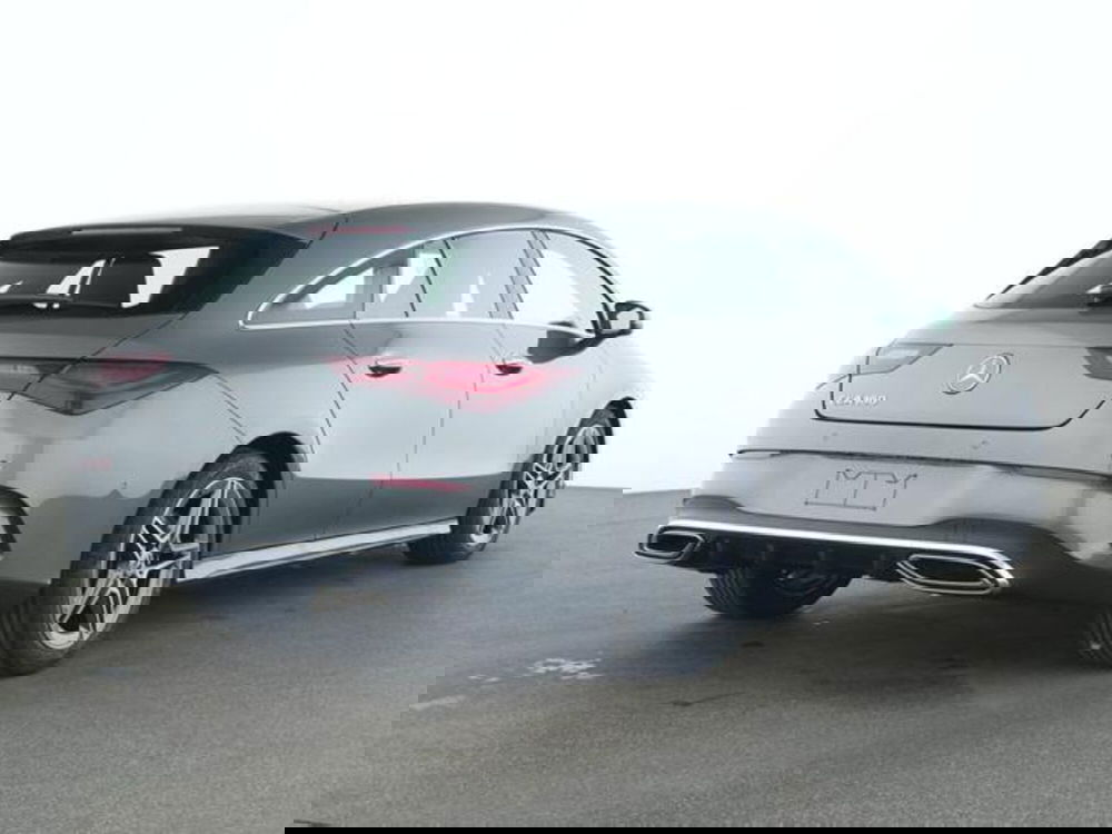 Mercedes-Benz CLA Shooting Brake usata a Milano (3)