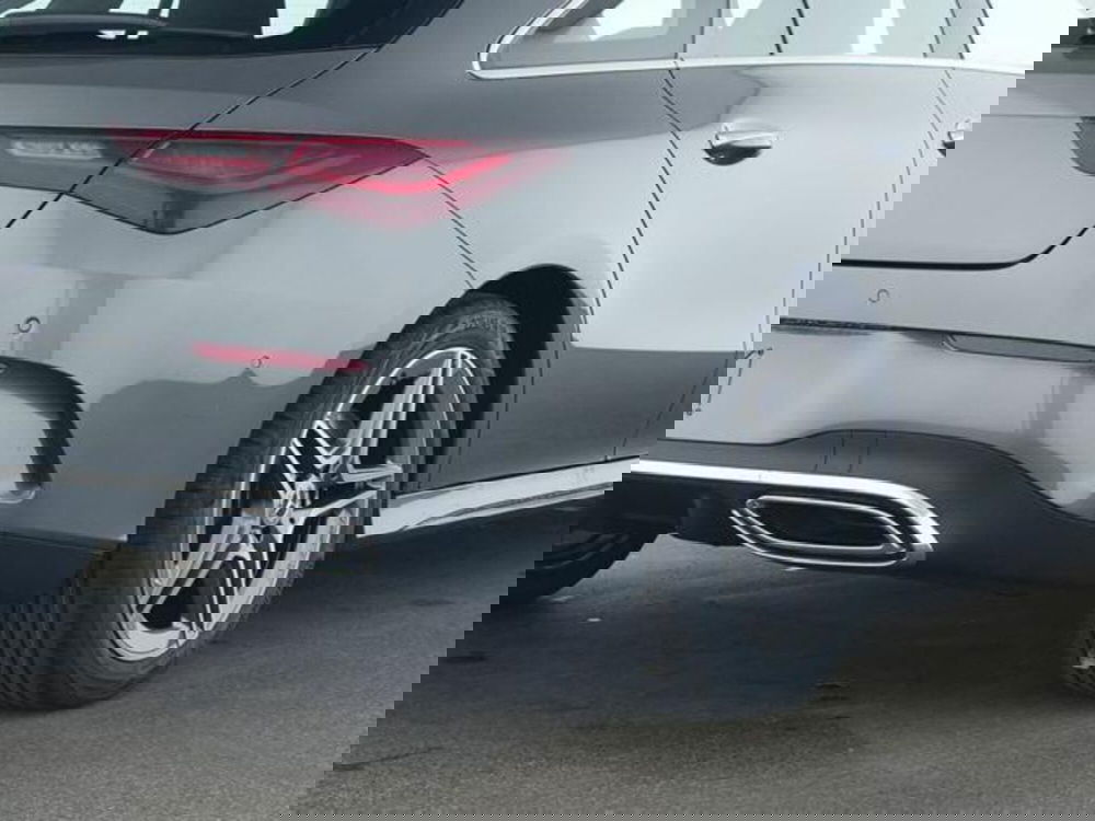 Mercedes-Benz CLA Shooting Brake usata a Milano (4)