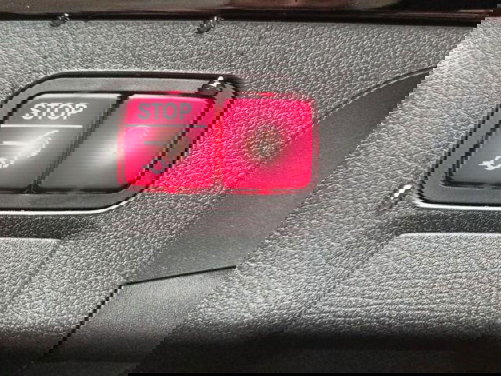Mercedes-Benz CLA Shooting Brake usata a Milano (19)