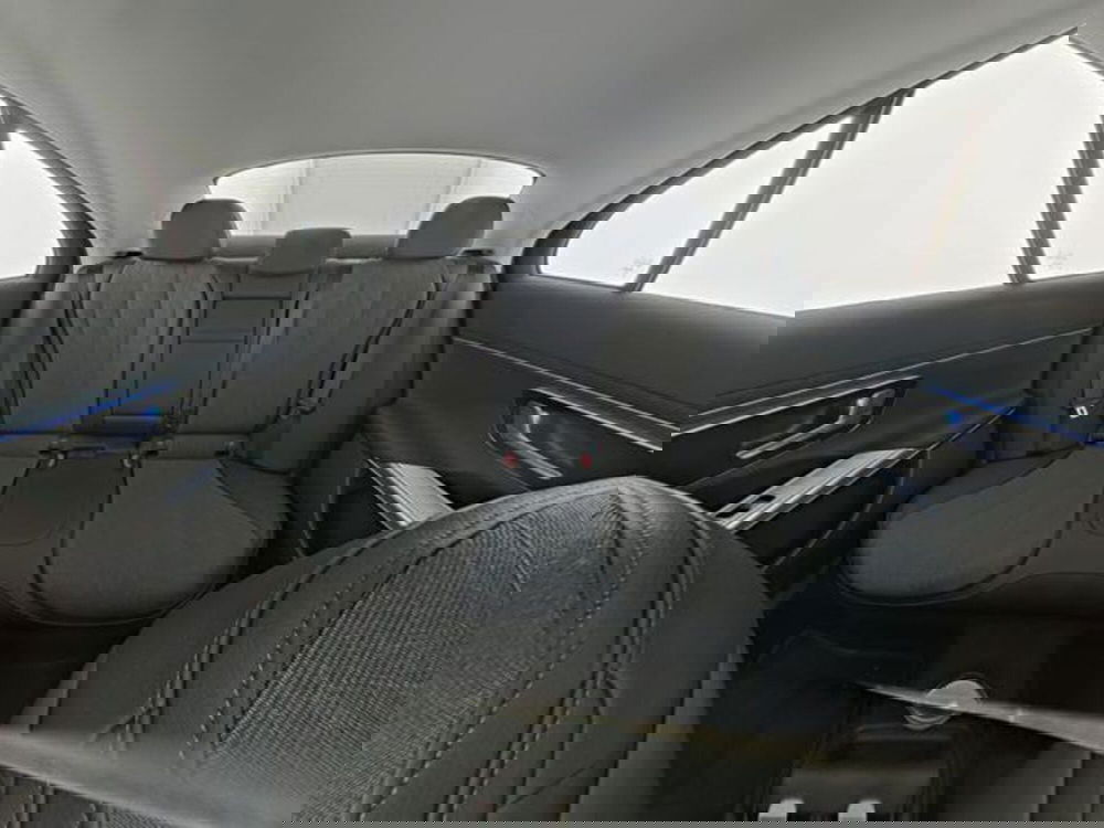 Mercedes-Benz Classe E usata a Milano (10)