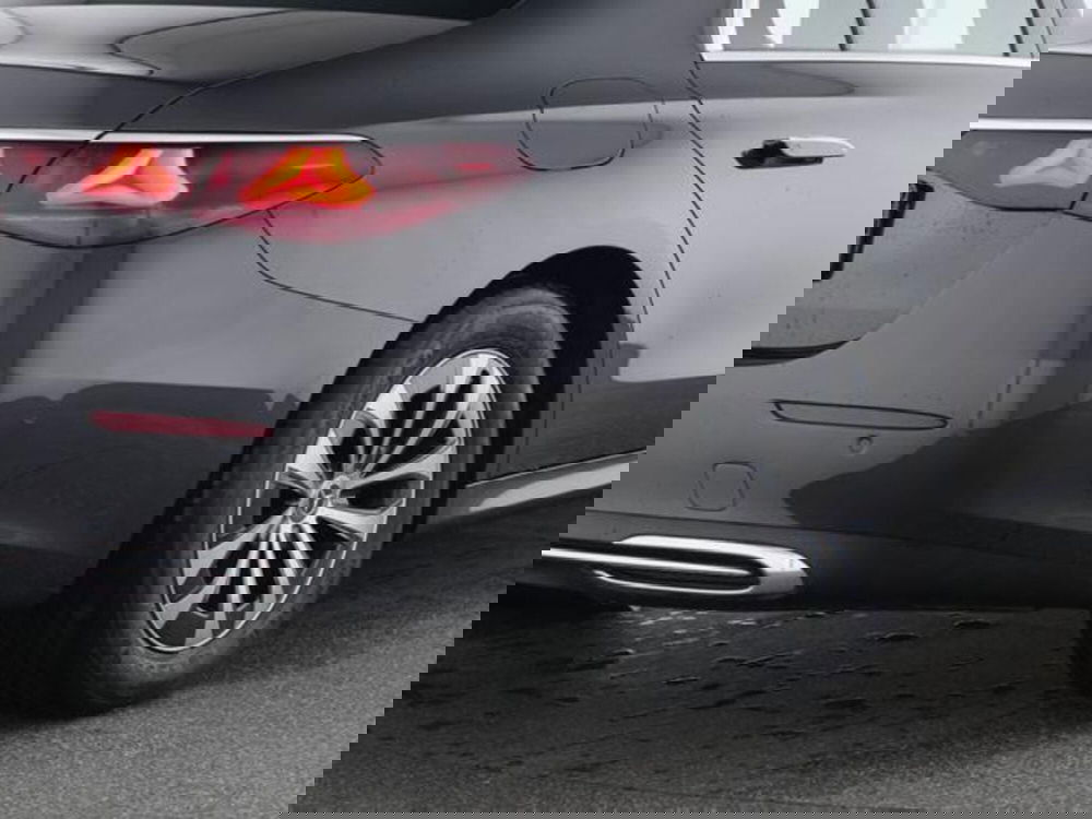 Mercedes-Benz Classe E usata a Milano (4)