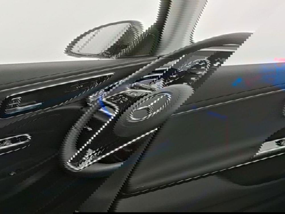 Mercedes-Benz Classe E usata a Milano (9)