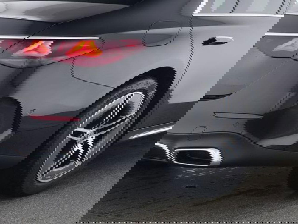 Mercedes-Benz Classe E usata a Milano (4)