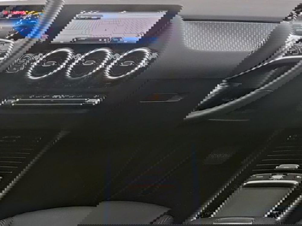 Mercedes-Benz GLA SUV usata a Milano (8)