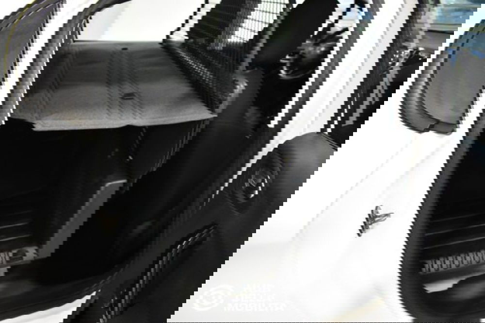 Peugeot 208 usata a Perugia (15)