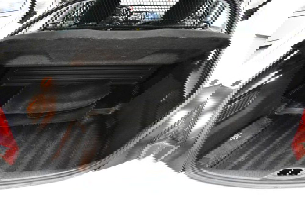 Peugeot 208 usata a Perugia (19)