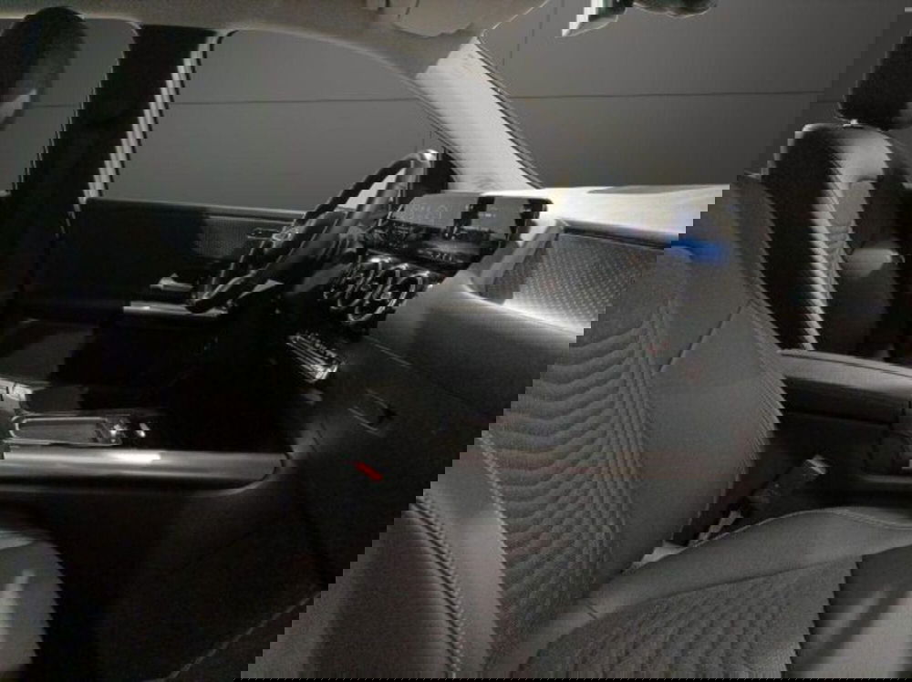 Mercedes-Benz Classe B usata a Novara (12)