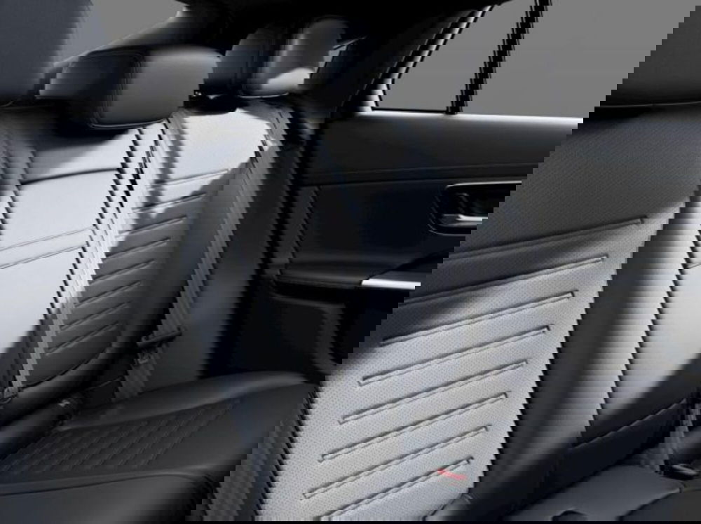 Mercedes-Benz GLC nuova a Verona (7)