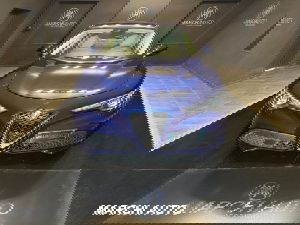 Alfa Romeo Stelvio usata a Perugia (2)