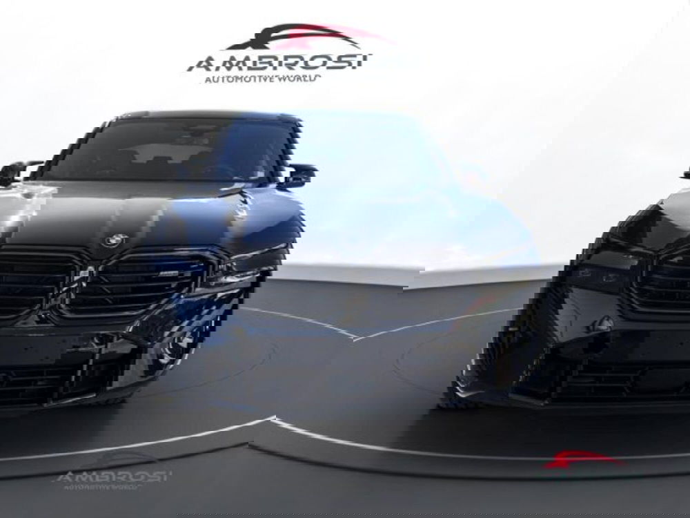 BMW XM nuova a Perugia (7)