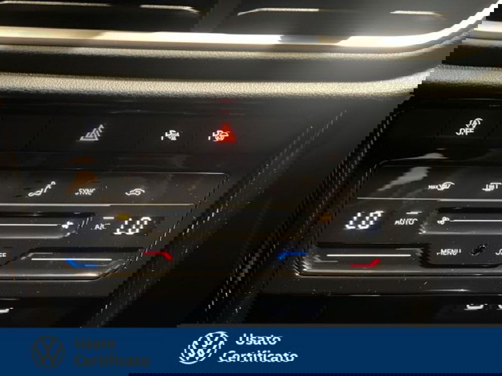 Volkswagen T-Roc nuova a Vicenza (14)