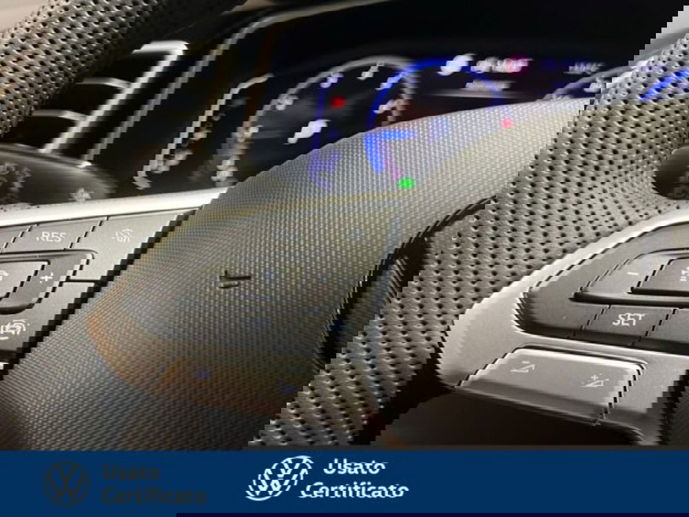 Volkswagen T-Roc nuova a Vicenza (16)