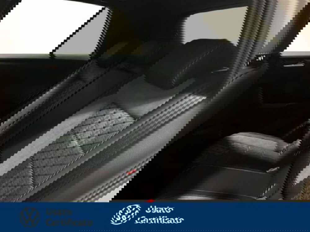 Volkswagen T-Roc nuova a Vicenza (18)