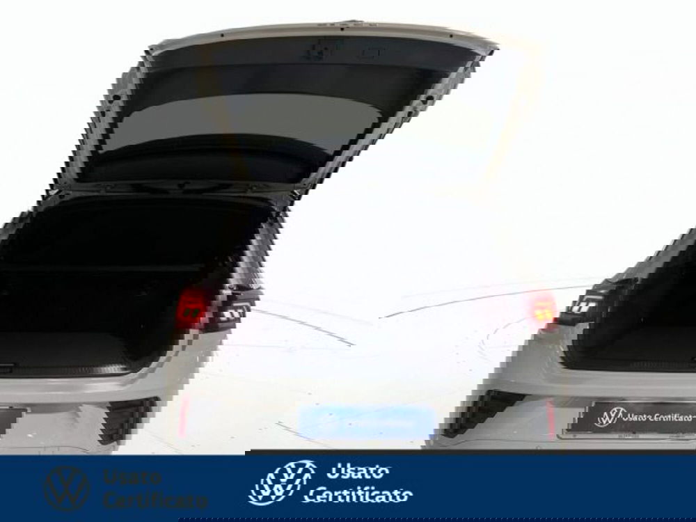 Volkswagen T-Roc nuova a Vicenza (19)