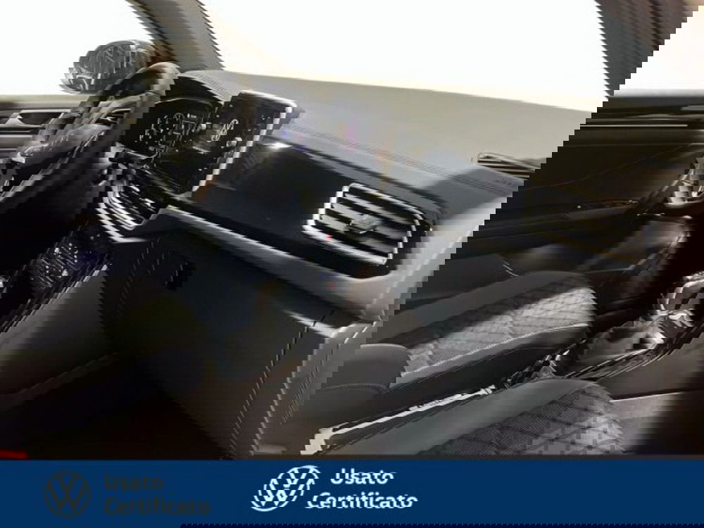 Volkswagen T-Roc nuova a Vicenza (6)