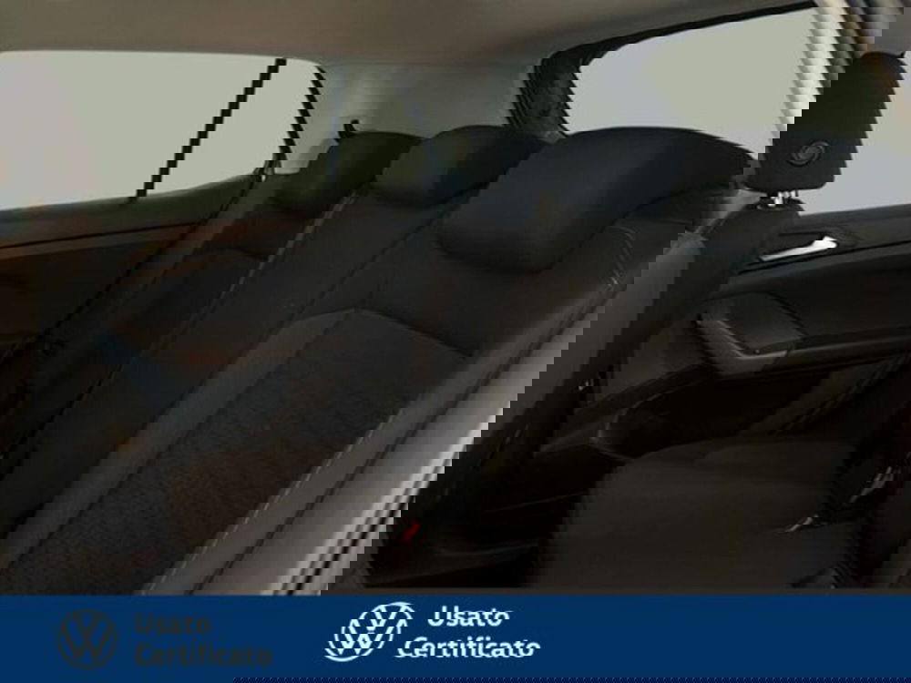 Volkswagen T-Cross usata a Vicenza (8)